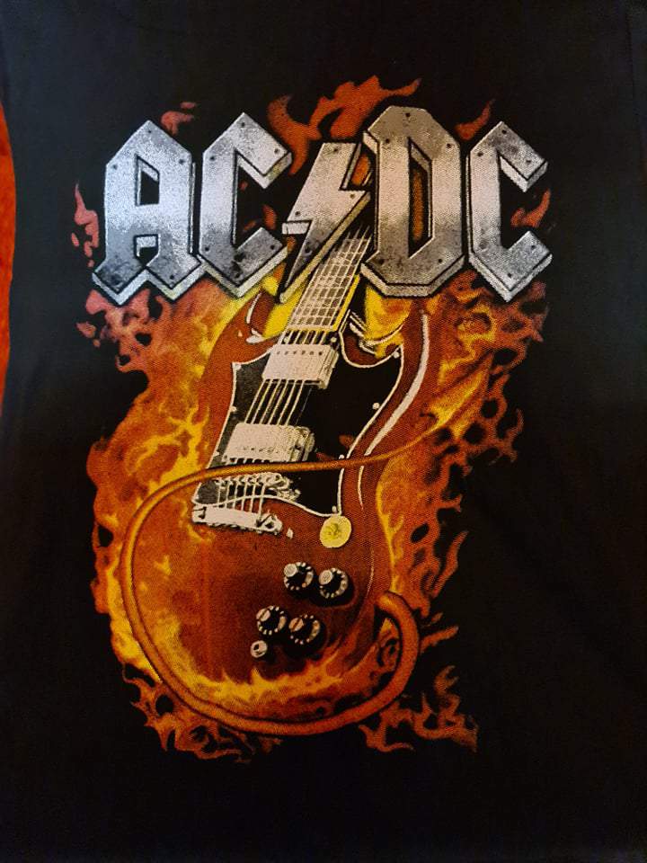 AC/DC GUITAR FÉRFI PÓLÓ