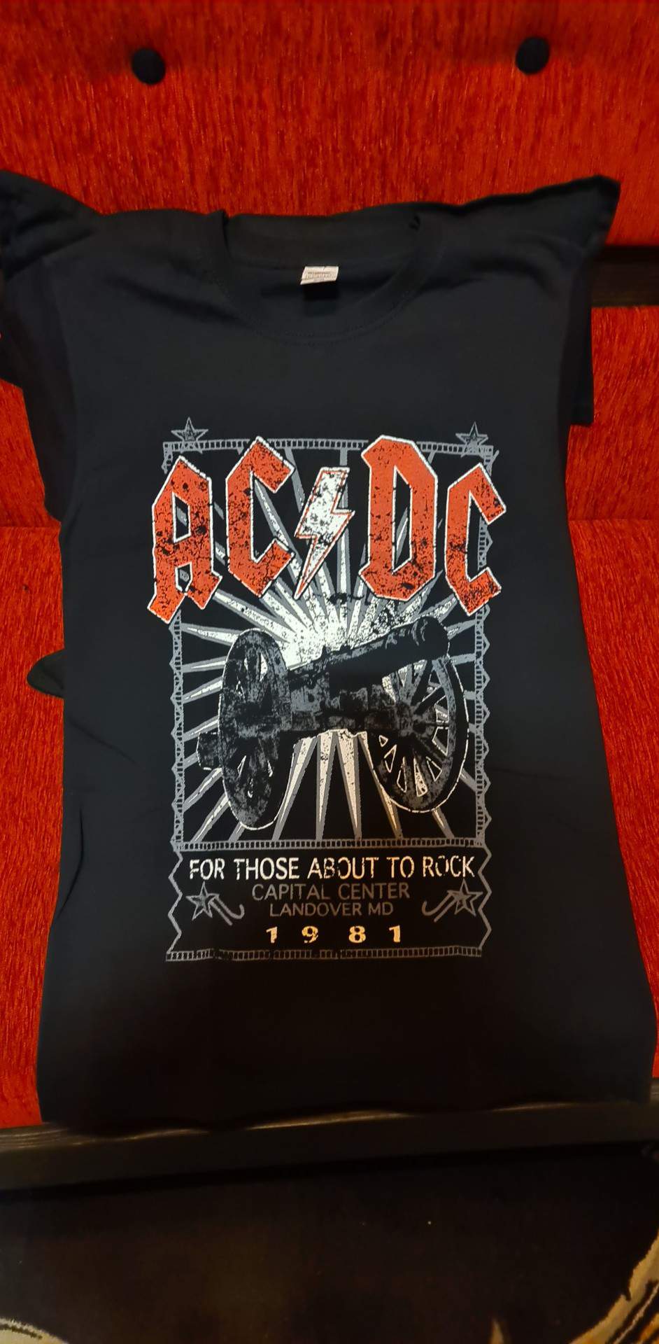 AC/DC FOR THOSE ABOUT TO ROCK UNISEX PÓLÓ