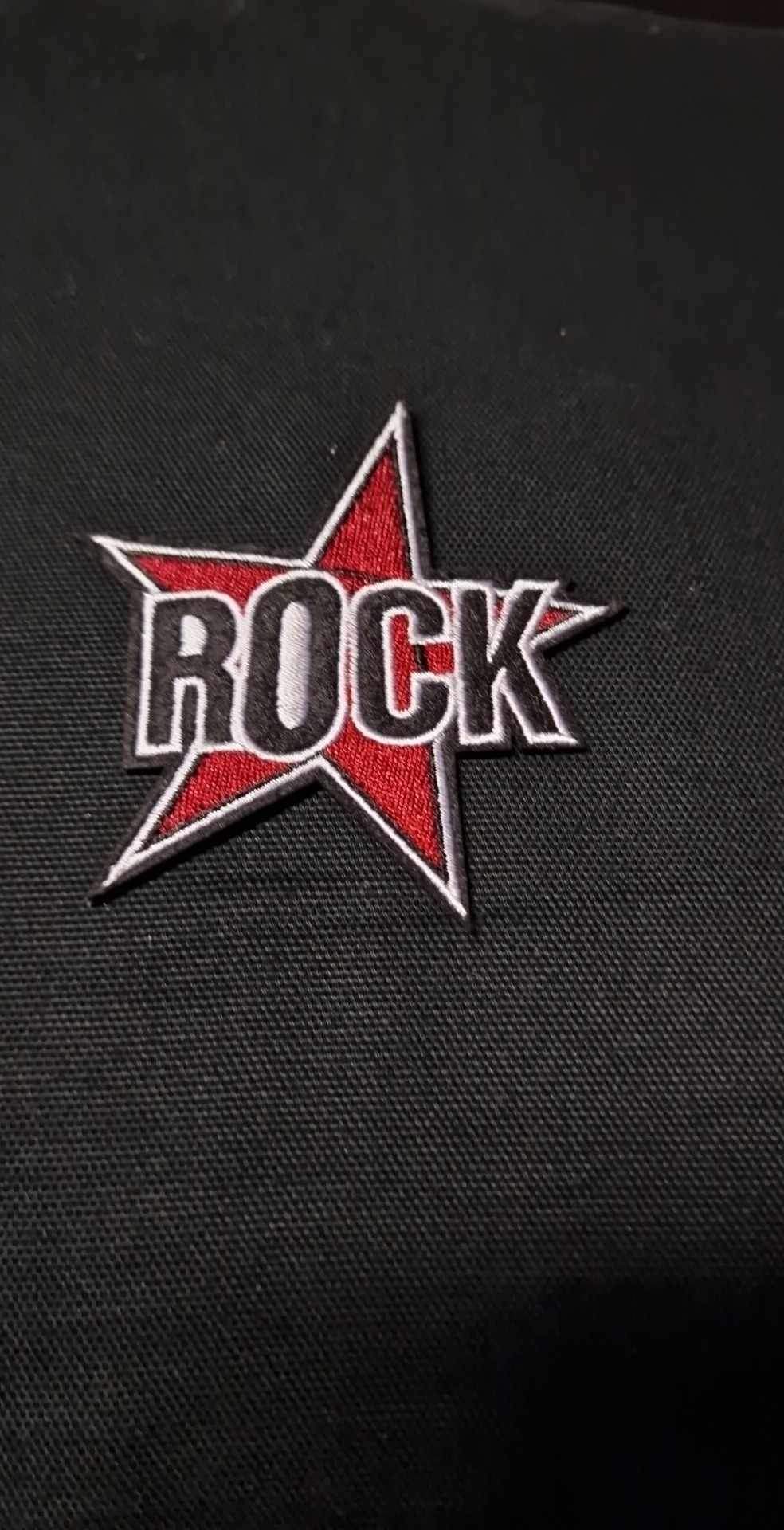 ROCK STAR FELVARRÓ